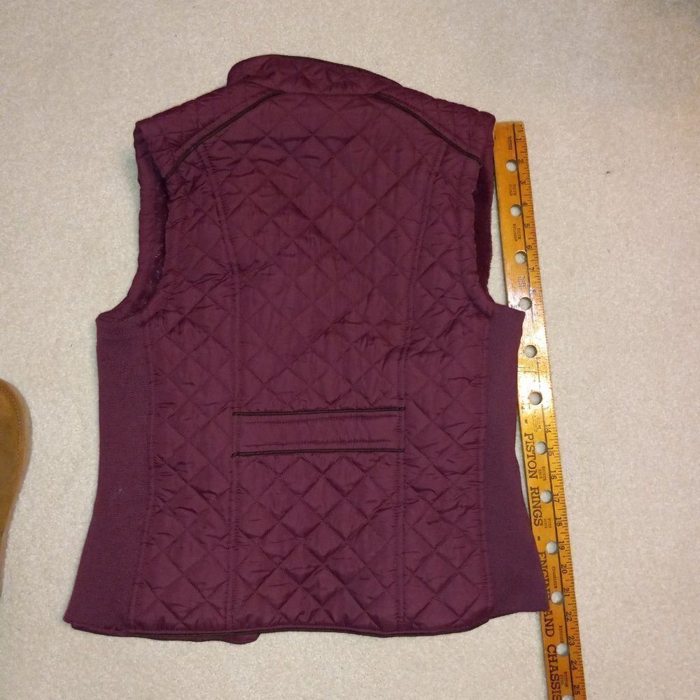 Royalty Faux Fur Vest - Picture 3 of 3